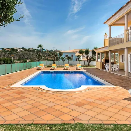 Oliveiras Amazing Location Walk To Marina Restaurants Vila