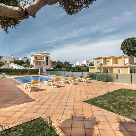 Vila Oliveiras Amazing Location Walk To Marina Restaurants Albufeira