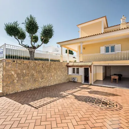 Oliveiras Amazing Location Walk To Marina Restaurants Vila *