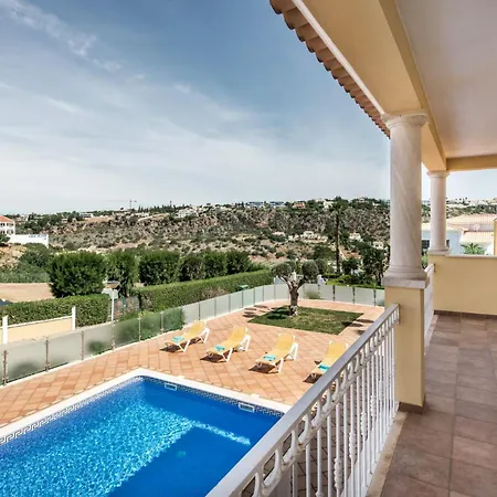 Oliveiras Amazing Location Walk To Marina Restaurants Vila *