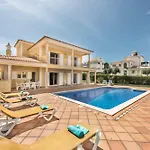 Oliveiras Amazing Location Walk To Marina Restaurants Αλμπουφέιρα