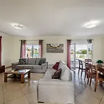 Βίλα Oliveiras Amazing Location Walk To Marina Restaurants