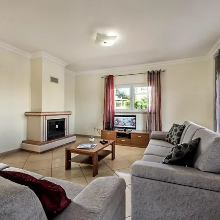 Oliveiras Amazing Location Walk To Marina Restaurants Villa *