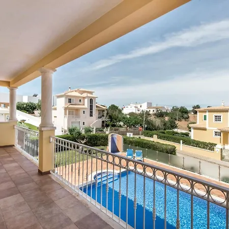 Holiday home Oliveiras Amazing Location Walk To Marina Restaurants